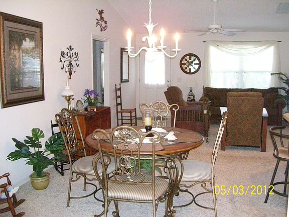 5th image of 2202 Bernard Ln