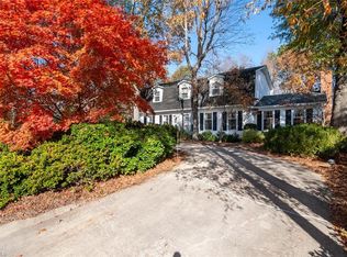 1320 Westminster Dr, High Point, NC 27262