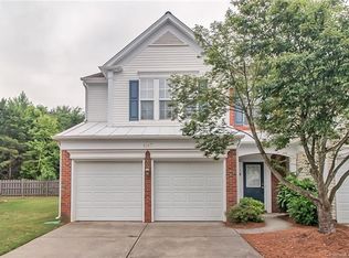 8147 Kincaid Ct, Charlotte, NC 28277