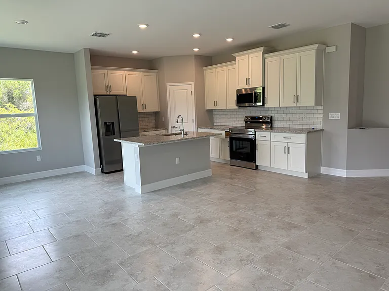 3607 62nd St W — Photo 11