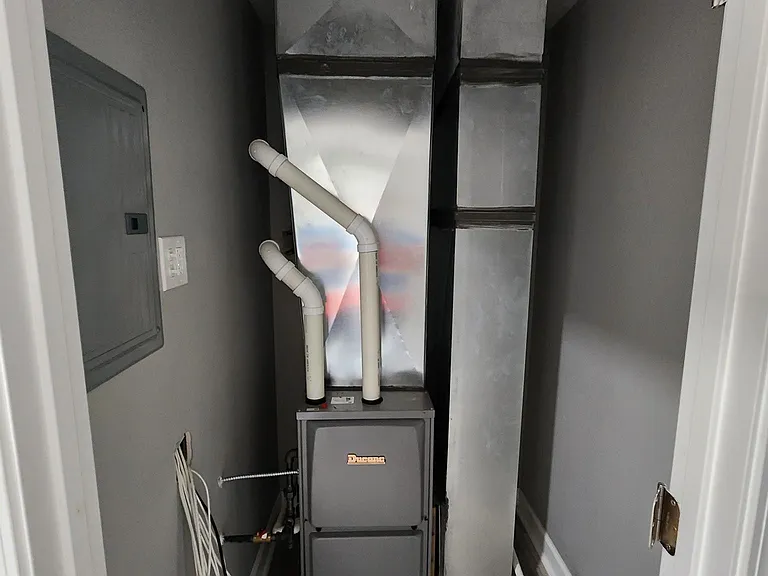 3648 Washington St #2 — Photo 5