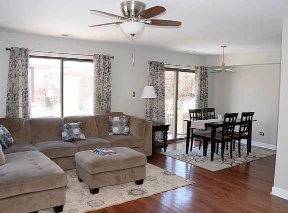 2nd image of 9229 Auburn Ct #501