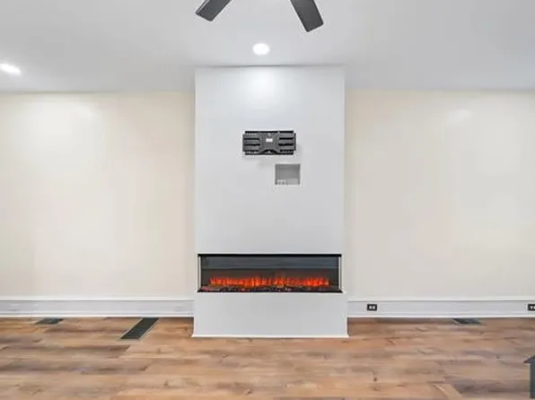 1114 Snyder Ave #A, Philadelphia, PA 19148