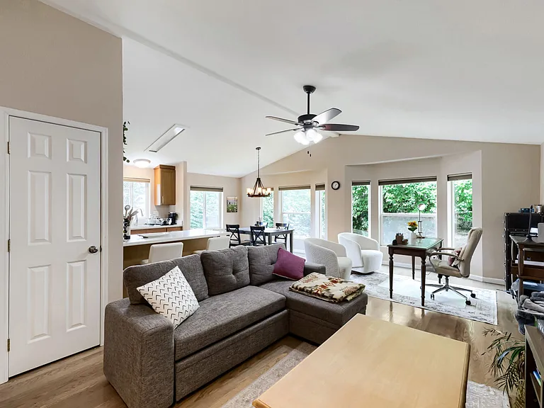 23332 E Echo Lake Rd — Photo 26