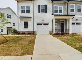 9633 Munsing Dr, Charlotte, NC 28269