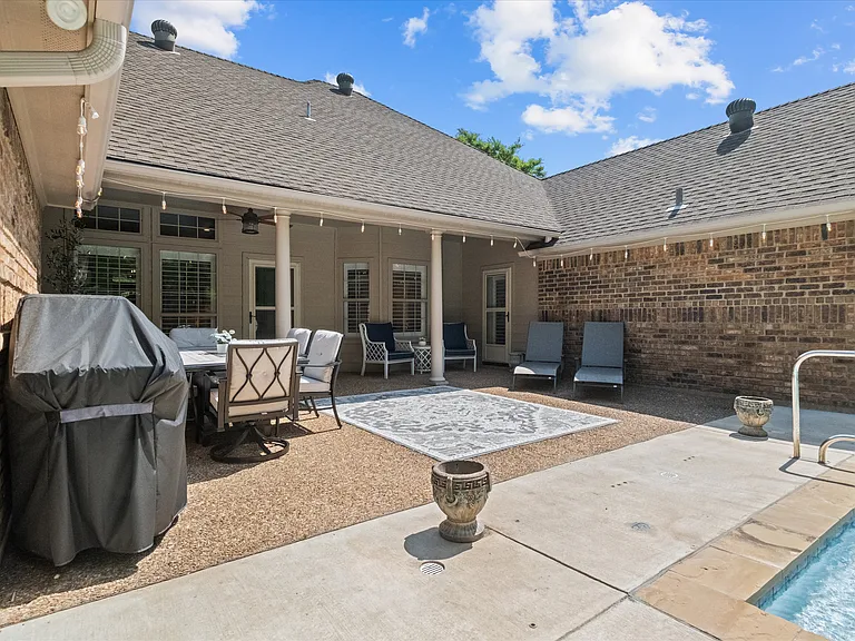 1830 Bent Tree Ln — Photo 35