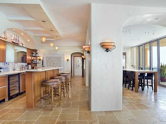 3rd image of 1455 Ocean Dr APT 1605