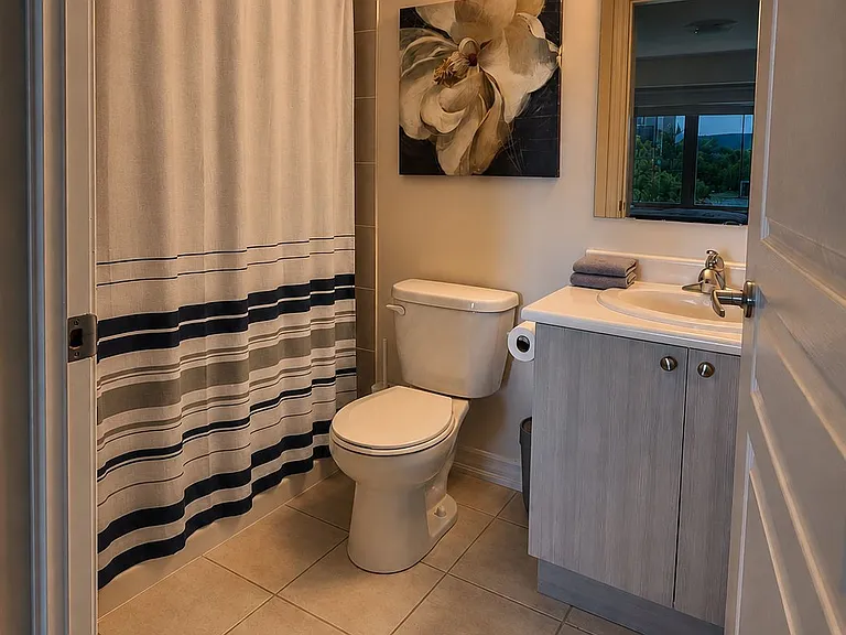 4 Cove Ct #205 — Photo 10
