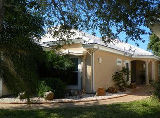 6 Saint Andrews Pl, Rockport, TX 78382