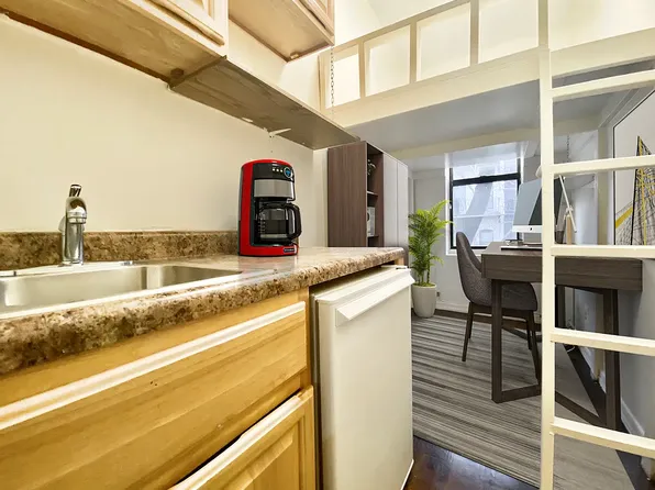 257 West 113th Street image 1 of 9