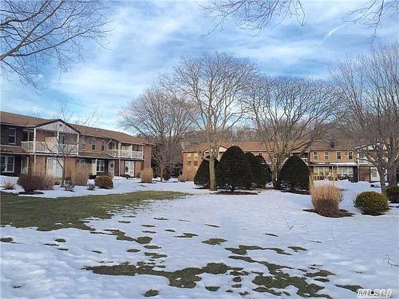 2nd image of 157 Artist Lake Dr