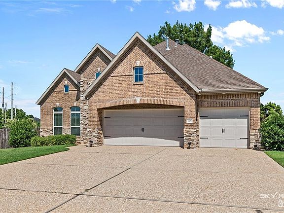 3rd image of 5501 SW Lavender Ln