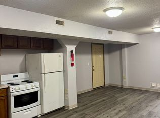 115 S 6th St #22, Adel, IA 50003