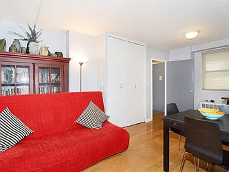 Sold by Robert E. Hill 