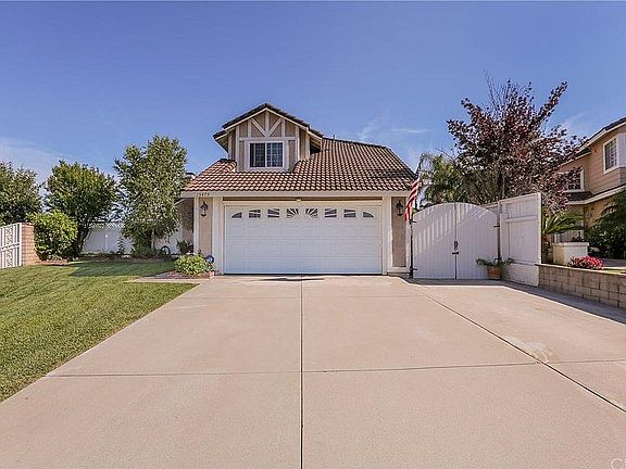 4th image of 13479 Catalonia Ct