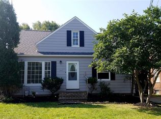 12904 McCracken Rd, Garfield Heights, OH 44125