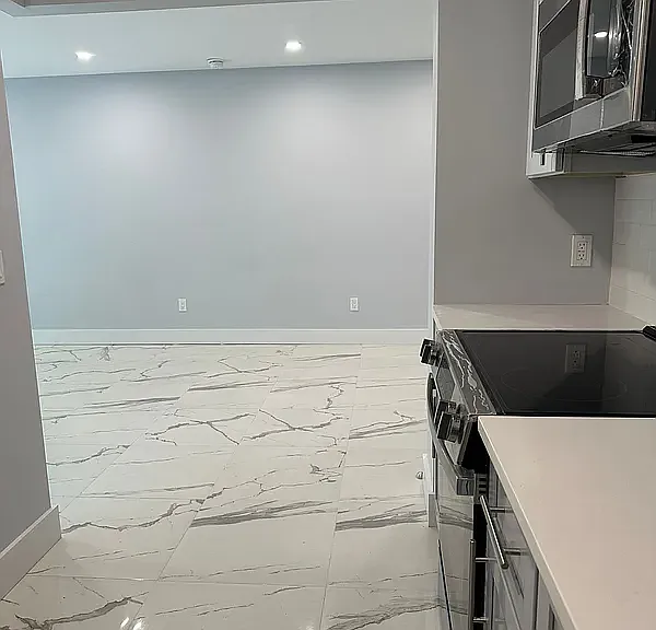 25-63 36th St #2 — Photo 3