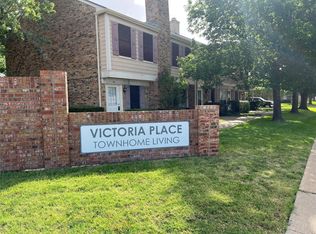 633 Carriagehouse Ln APT 1, Garland, TX 75040