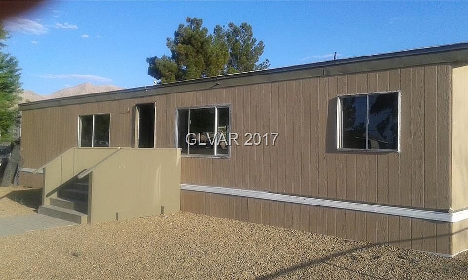 1st image of 5587 E Carey Ave
