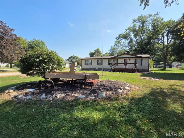 207 Main St, La Belle, MO 63447