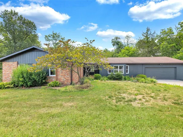 1815 Pottery Rd, Washington, MO 63090