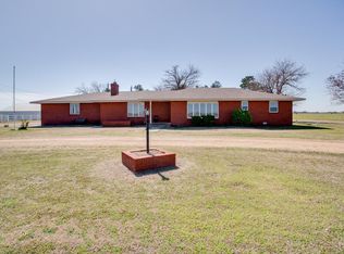 16721 E Breckenridge Rd, Garber, OK 73738