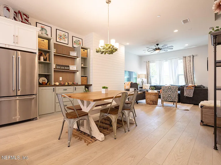 1624 Piazza Pl — Photo 21