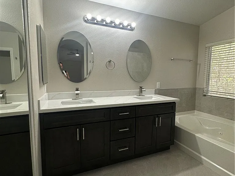 11126 Evvie Ln — Photo 30