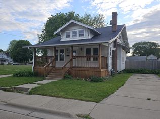 709 Avenue B, Sterling, IL 61081