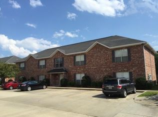 108 Armand Oaks, Ocean Springs, MS 39564