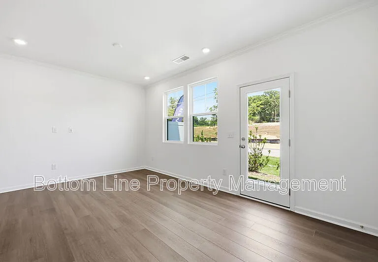 2308 Oakwood Meadows Ct — Photo 26