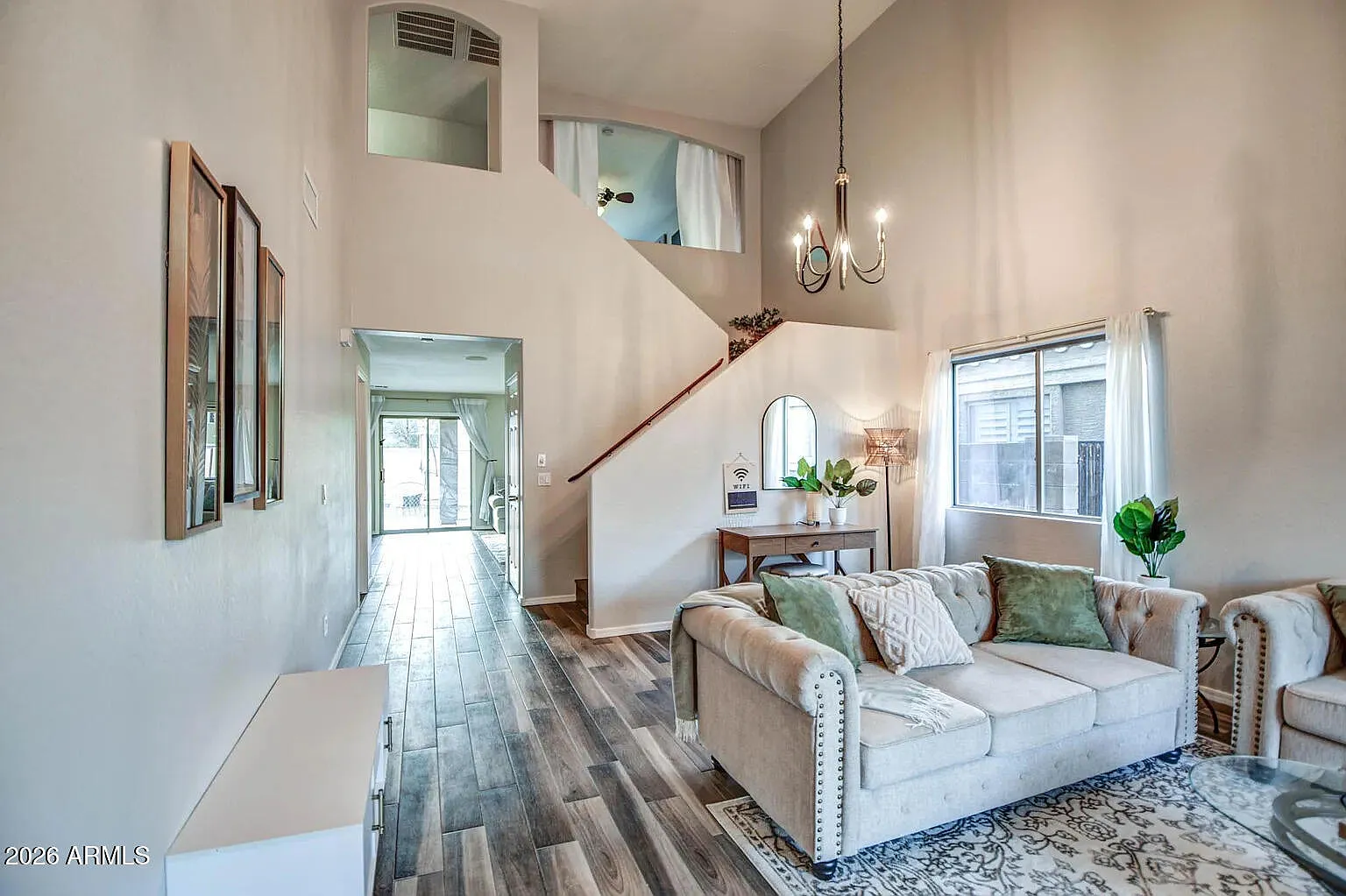 4 bed, 2.5 bath, 2178 sqft, $3,800 — Photo 2