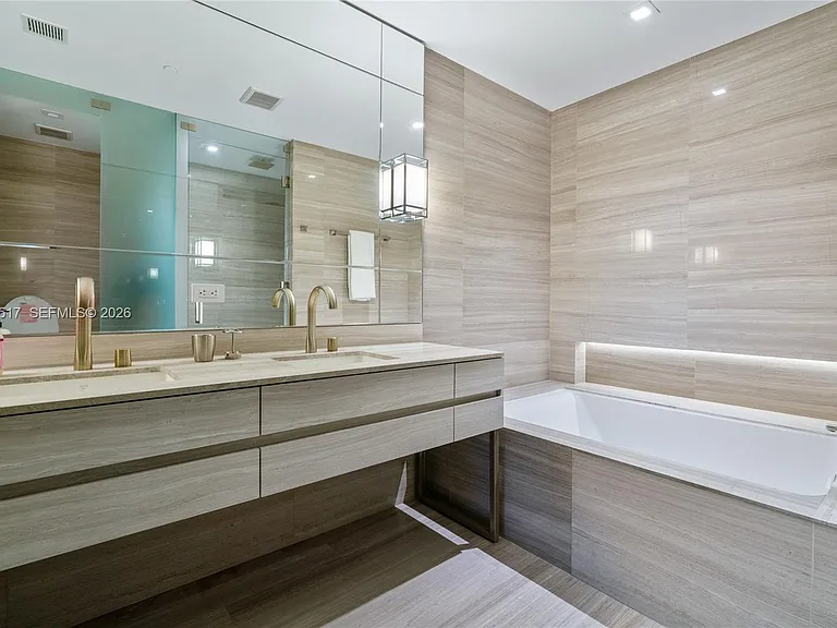 18975 Collins Ave #1104 — Photo 15