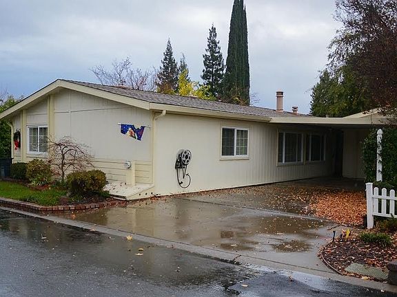 2nd image of 6154 Summerset Ln #1118