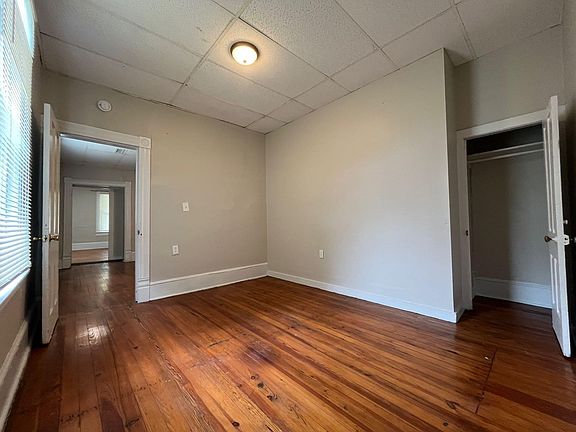 3rd image of 601 Highland Ave SE #B
