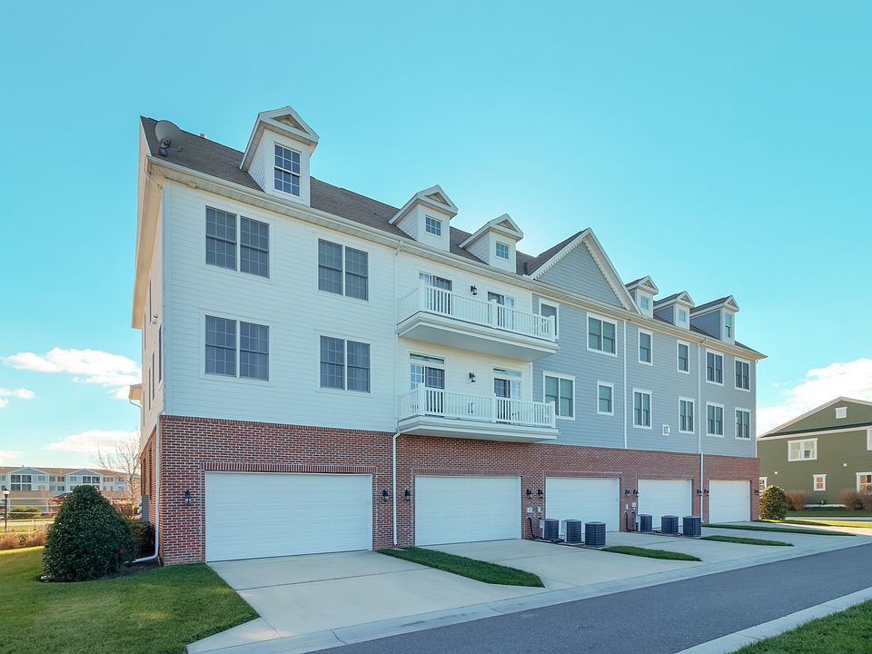 1st image of 36398 Azalea Ave