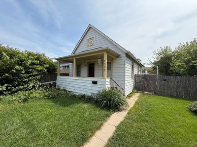 1535 Glenn Dr, North Chicago, IL, 60064