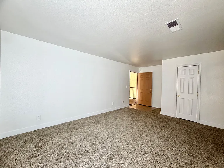 5339 Indian River Dr #282 — Photo 13