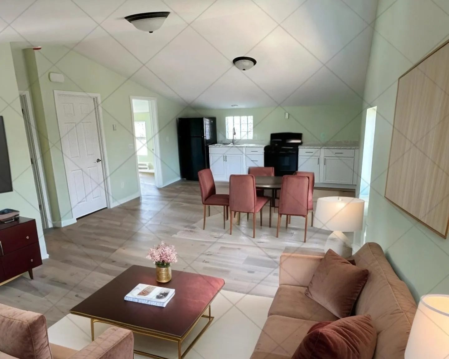2 bed, 700 sqft, $1,495 — Photo 1