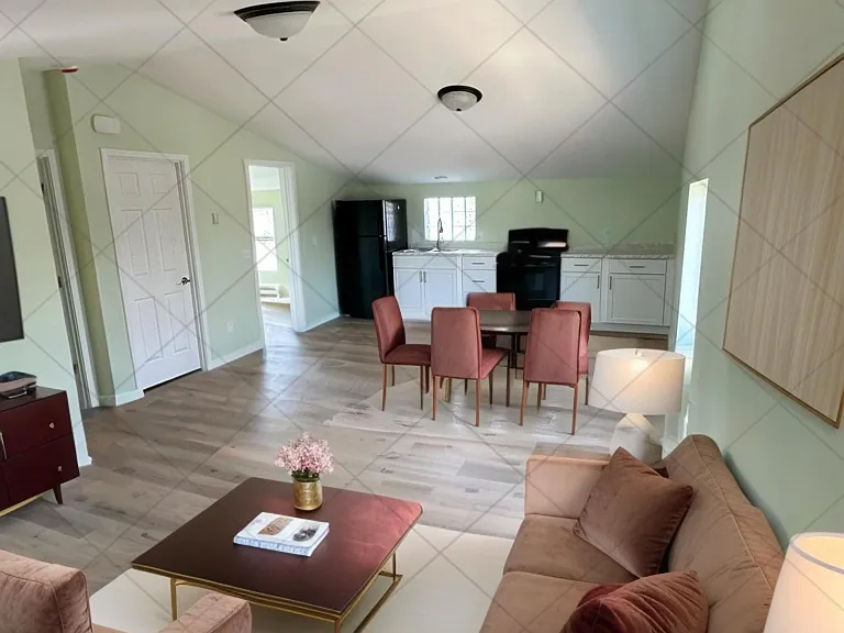 420 Herschel St #5 — Photo 1
