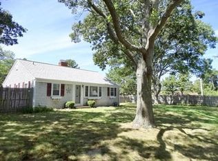 17 Seaview Ave, South Yarmouth, MA 02664