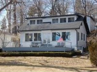 191 S Lincoln Pkwy, Williams Bay, WI 53191