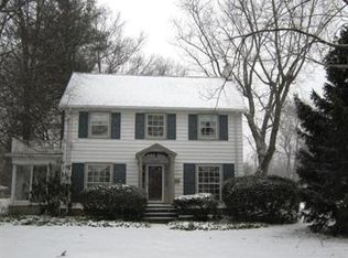 25645 Lake Rd, Bay Village, OH 44140