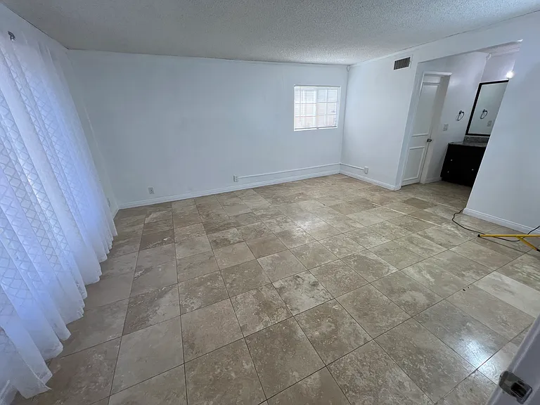 3438 Avocado Hill Way — Photo 14