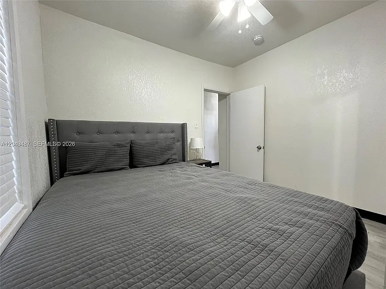 140 NW 13th St #150.5 — Photo 7