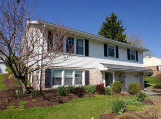 66 Watercress Ln, Elizabethtown, PA 17022