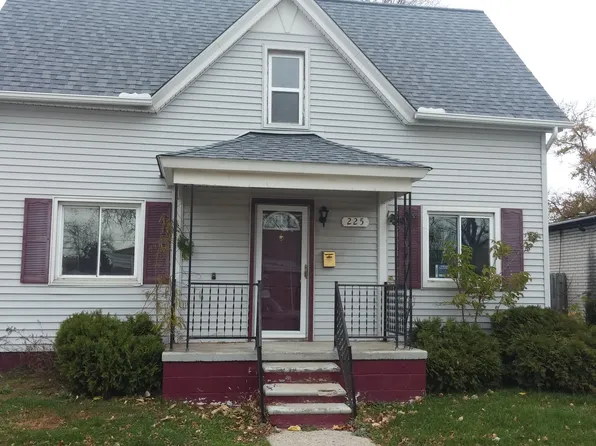 225 Court St, Mount Clemens, MI 48043