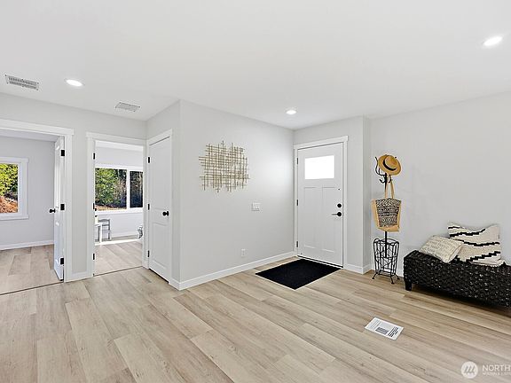 5th image of 30201 S Creek Road E