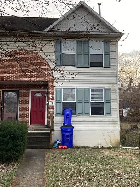 2nd image of 111 E Antietam St