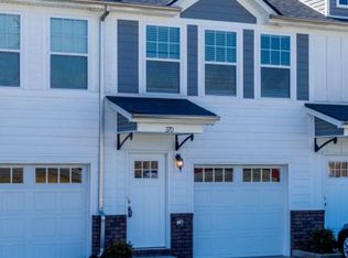 Landrum Place, Clarksville, TN 37043